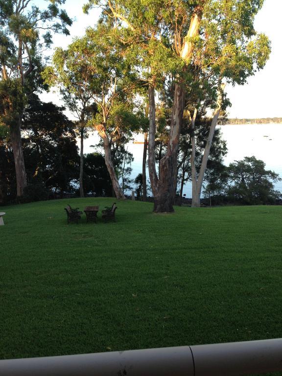 Anne'S Waterfront Haven B&B Corlette Exterior foto